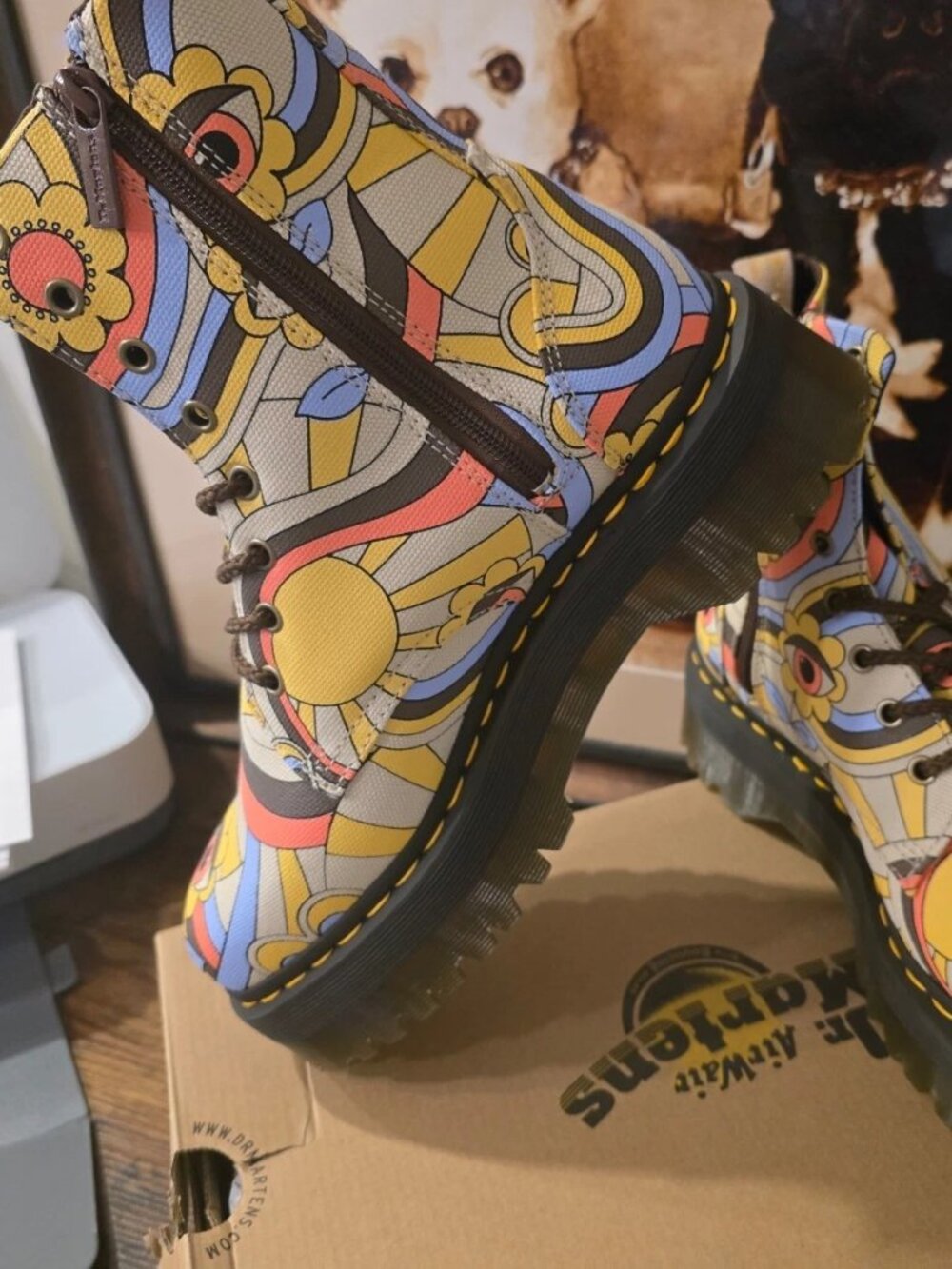 DR. MARTENS JADON RETRO RAY CANVAS PLATFORM 8 EYE SIDE ZIP Mens Size 11 US NEW